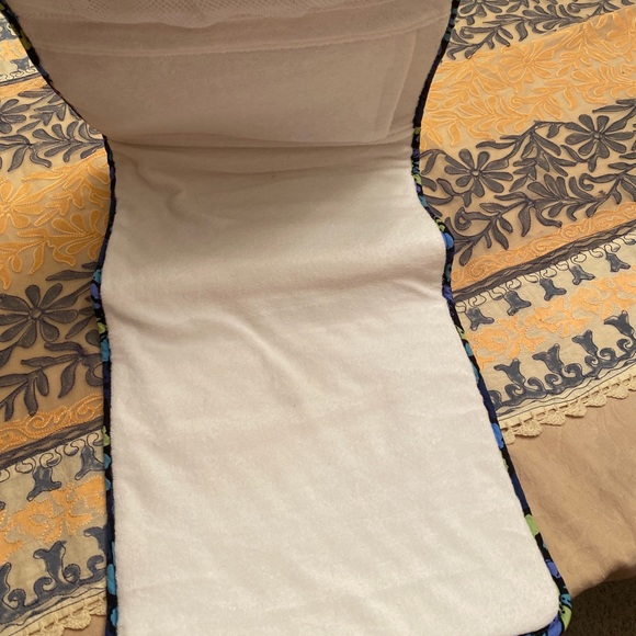 Vera Bradley changing pad clutch in indigo pop - Picture 10 of 11